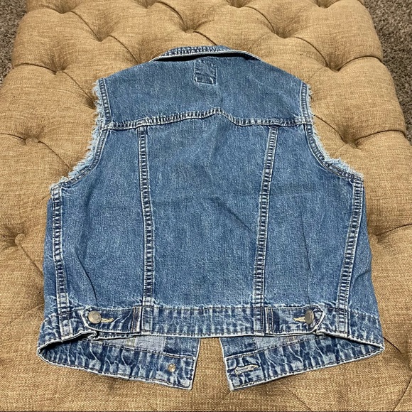Denim vest - Picture 5 of 9